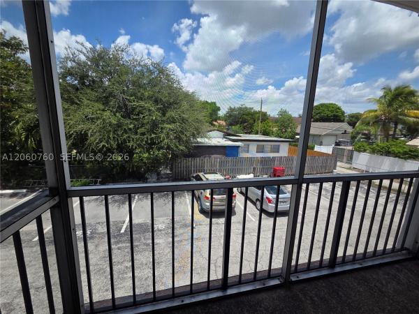 Star Paradise, 415 NE 2nd St #217, Hallandale Beach, Florida 33009, image 2