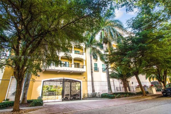 Villa Calabria, 20 Calabria Ave #502, Coral Gables, Florida 33134, image 2