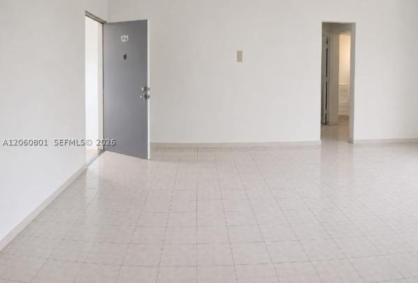 Brookview, 13500 NE 3rd Ct #121, North Miami, Florida 33161, image 3