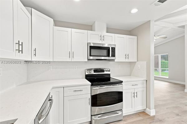The Villas Of Arista Park, 7196 SW 22nd Pl, Davie, Florida 33317, image 2