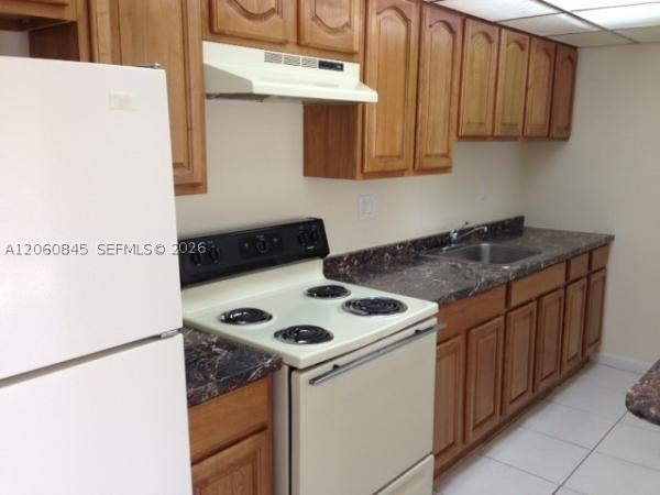 Doral Gardens, 4450 NW 79th Ave #1C, Doral, Florida 33166, image 2
