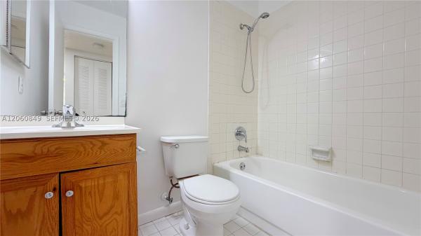 753 NW 103rd Ter #202, Pembroke Pines, Florida 33026, image 2