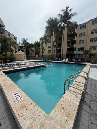 Las Vistas At Doral, 8205 Lake Dr #306, Doral, Florida 33166, image 3