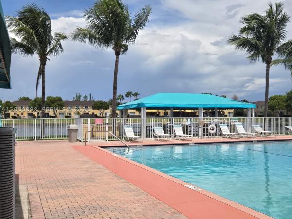 Shoma Townhomes At Keys Cove, 2804 SE 16th Ave #124, Homestead, Florida 33035, image 2