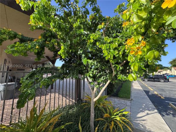 Kensington Walk, 6585 Somerset Dr #103, Boca Raton, Florida 33433, image 2
