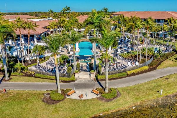 Prestwick Chase, 362 Prestwick Cir #3, Palm Beach Gardens, Florida 33418, image 1