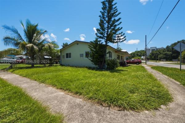 Spar-Rich, 137 NE 1st Ct #1-2, Dania Beach, Florida 33004, image 1