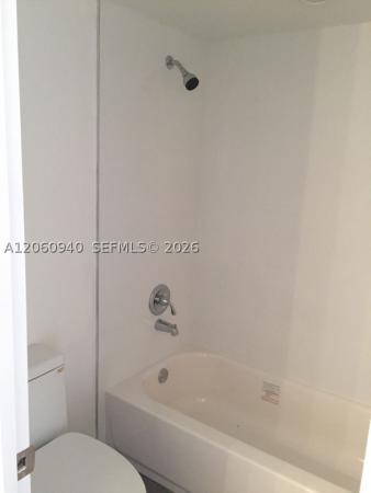 860 NE 209th Ter #104-33, Unincorporated Dade County, Florida 33179, image 3
