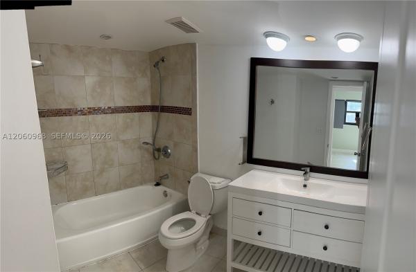 Brickell Mar, 2201 Brickell Ave #46, Miami, Florida 33129, image 3