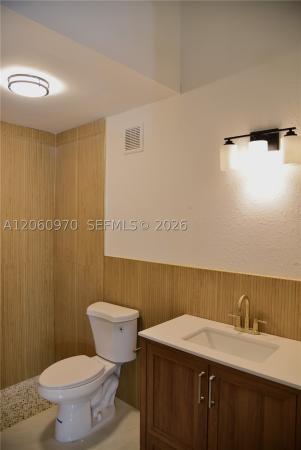 18954 NW 67th Pl, Hialeah, Florida 33015, image 3