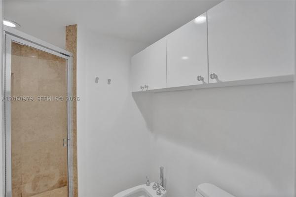 Green Diamond, 4775 Collins Ave #3007, Miami Beach, Florida 33140, image 2