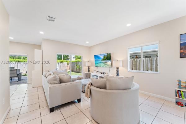 Bimini At The Oasis, 371 NE 32nd Ter, Homestead, Florida 33033, image 2