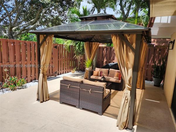 Lakeside Townhomes, 1460 Augusta Cir #134, Delray Beach, Florida 33445, image 1