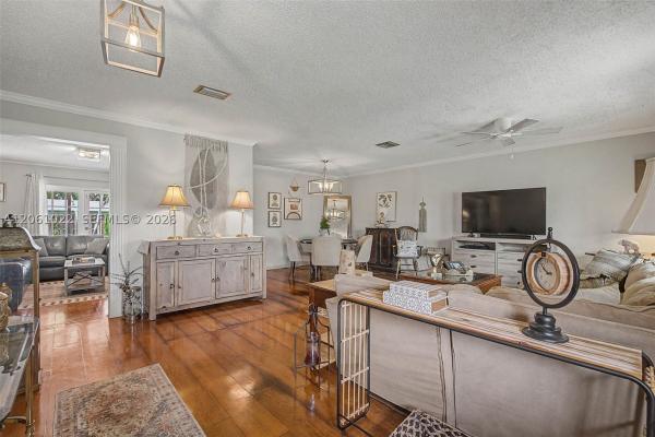 Mirror Lake Estates, 7460 NW 13th St, Plantation, Florida 33313, image 3