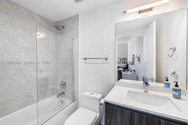 Aria On The Bay, 488 NE 18th St #401, Miami, Florida 33132, image 3
