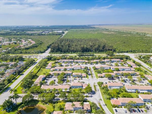 Malibu Bay, 20822 NW 2nd St, Pembroke Pines, Florida 33029, image 2
