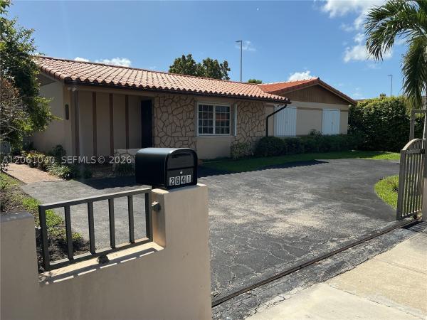 2641 SW 117th Ct, Unincorporated Dade County, Florida 33175, image 2