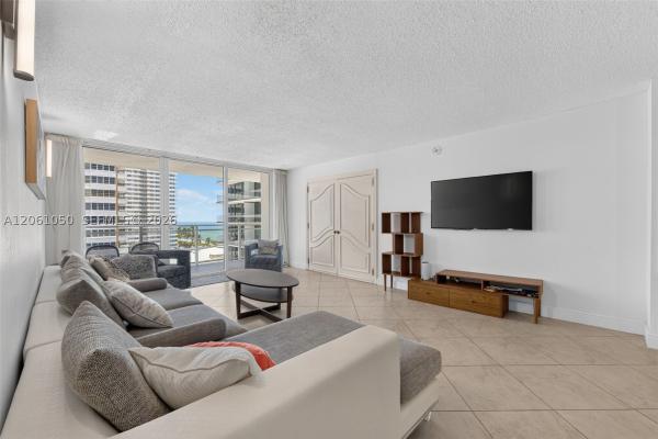Parker Plaza Estates, 2030 S Ocean Dr #723, Hallandale Beach, Florida 33009, image 2