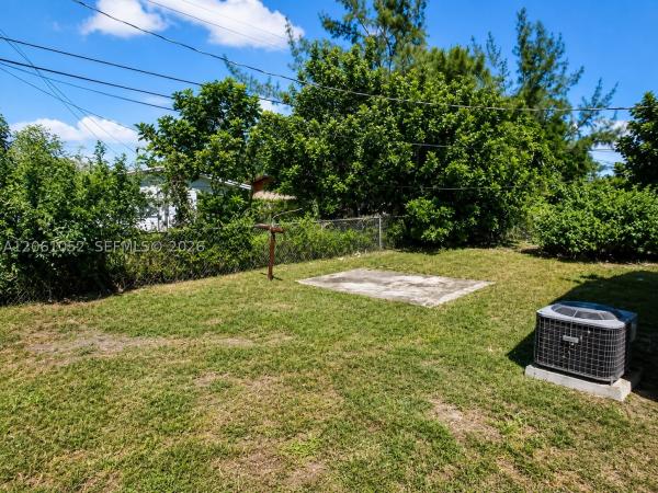 Federal Gardens, 1610 W 11th St, Riviera Beach, Florida 33404, image 3
