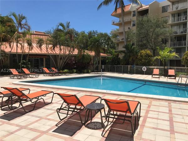 13100 SW 92nd Ave #A-316, Unincorporated Dade County, Florida 33176, image 3