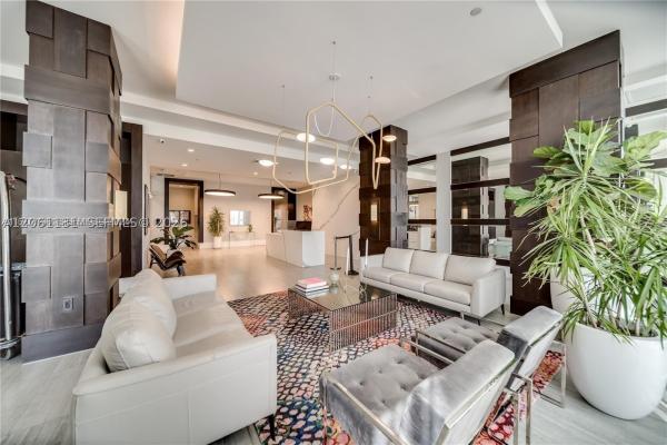 Hollywood Station, 140 S Dixie Hwy #433, Hollywood, Florida 33020, image 3