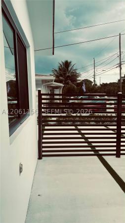 Grapeland, 2551 SW 19th St #2553, Miami, Florida 33145, image 3