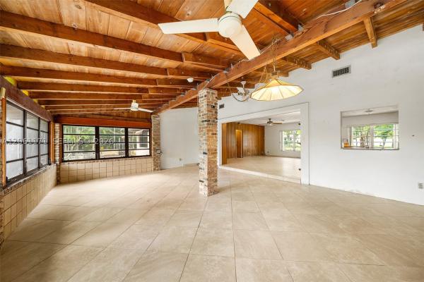 6801 SW 82nd Ave, Unincorporated Dade County, Florida 33143, image 3