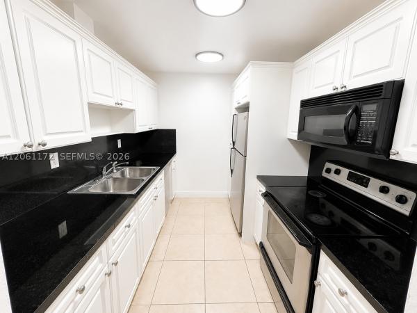 10800 SW 88th St #O6, Unincorporated Dade County, Florida 33176, image 1
