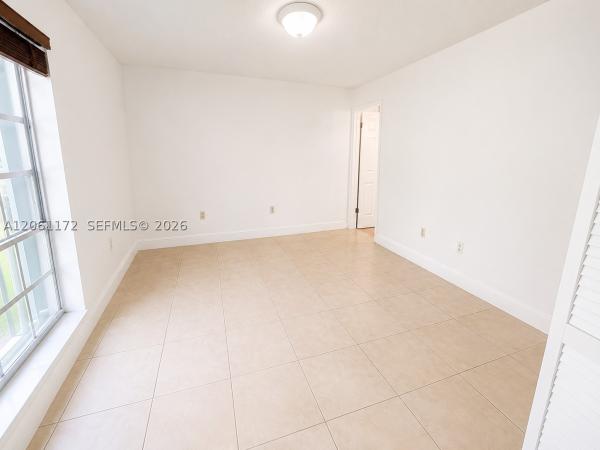 10800 SW 88th St #O6, Unincorporated Dade County, Florida 33176, image 2