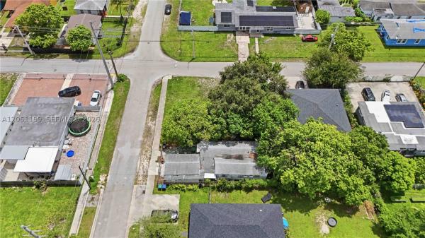 2106 NW 70th St, Unincorporated Dade County, Florida 33147, image 1