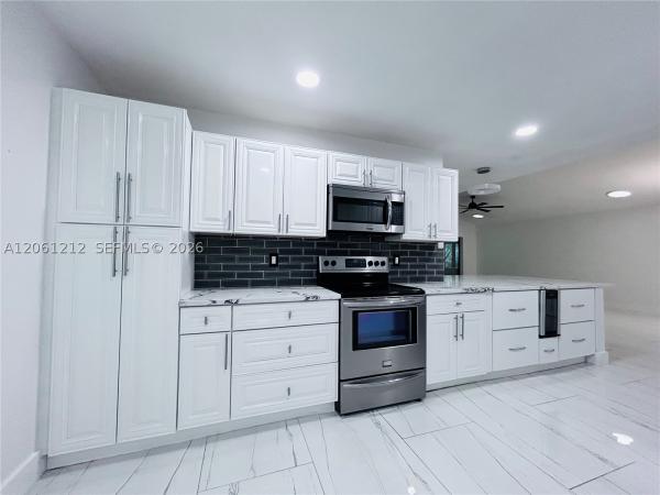 Tamarind Village At The Township, 2560 Calamondin Cir, Coconut Creek, Florida 33063, image 2
