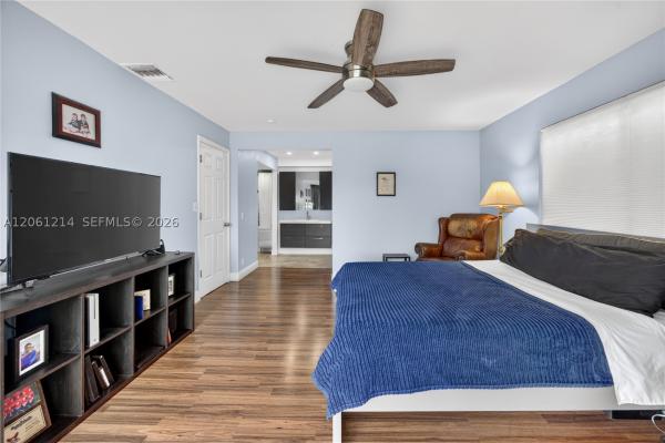 8210 SW 96th Ct, Unincorporated Dade County, Florida 33173, image 2