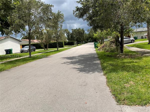 Bel Aire, 19010 SW 96th Ave, Cutler Bay, Florida 33157, image 3