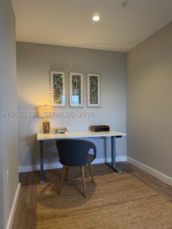 De Hedouvilles, 3335 Thomas Ave #203, Miami, Florida 33133, image 2
