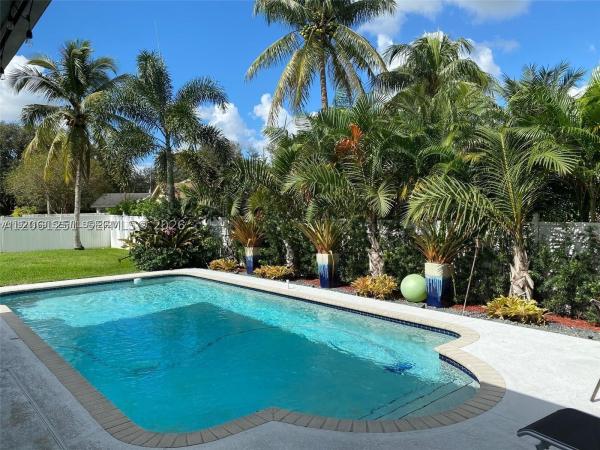 The Enclave By Transeastern, 8965 SW 59th Ct, Cooper City, Florida 33328, image 2