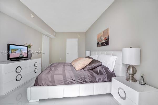 St Tropez On The Bay, 250 Sunny Isles Blvd #3-PH5, Sunny Isles Beach, Florida 33160, image 2