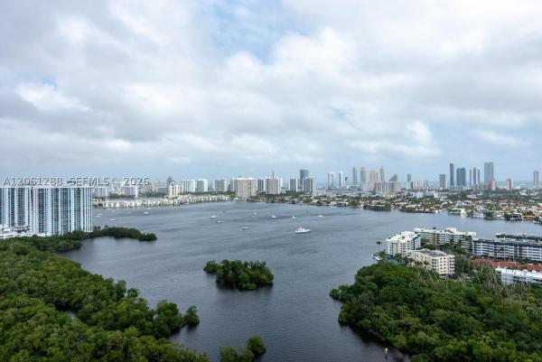 The Harbour North Tower, 16385 Biscayne Blvd #2904, North Miami Beach, Florida 33160, image 1