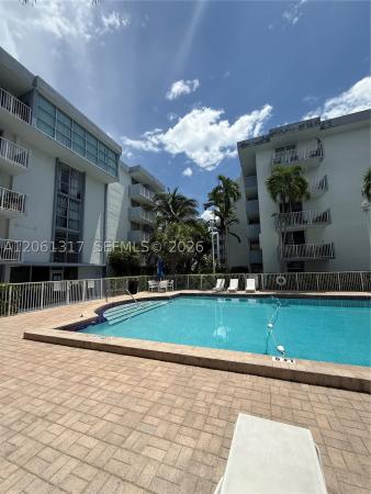North Bay Villas, 1801 S Treasure Dr #115, North Bay Village, Florida 33141, image 2