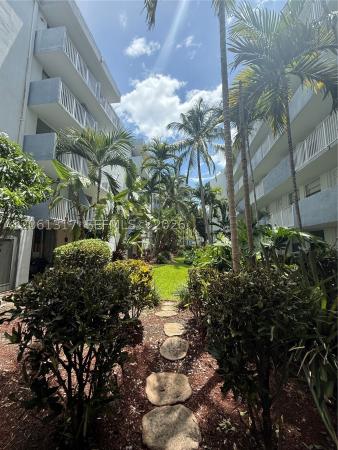 North Bay Villas, 1801 S Treasure Dr #115, North Bay Village, Florida 33141, image 3