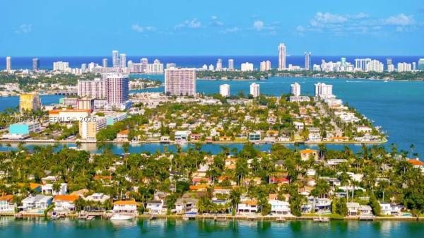 North Bay Villas, 1801 S Treasure Dr #115, North Bay Village, Florida 33141, image 3