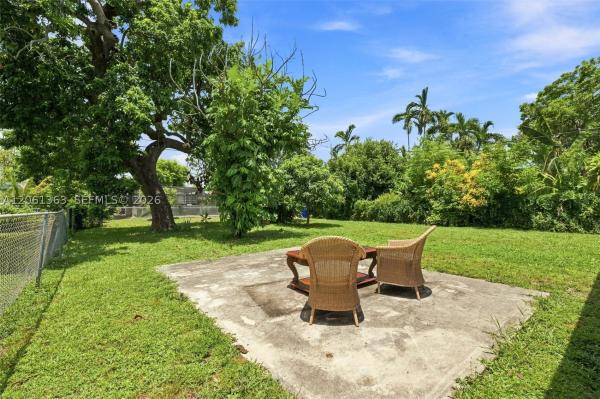 Belmar, 2439 Mayo St, Hollywood, Florida 33020, image 2