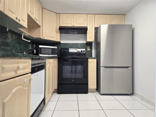 2075 SW 122nd Ave #331, Unincorporated Dade County, Florida 33175, image 1
