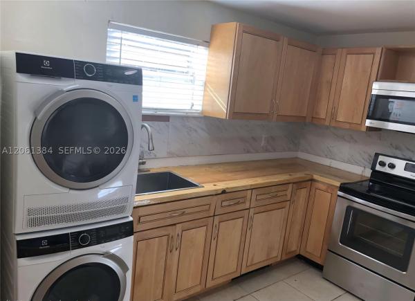 Spring Crest, 4235 N University Dr #306, Sunrise, Florida 33351, image 3
