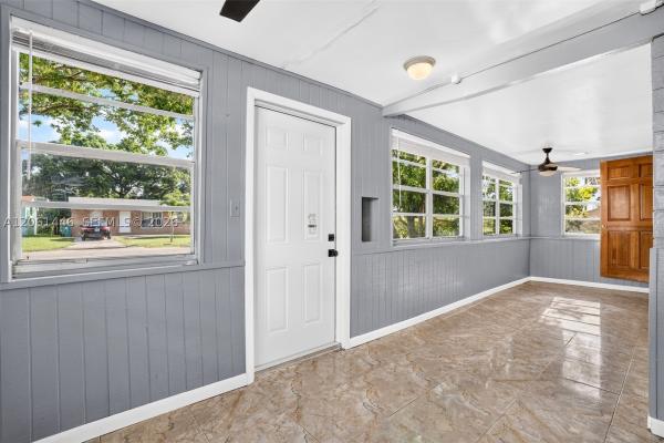 Welwyn Manor, 6240 SW 22nd Ct, Miramar, Florida 33023, image 2