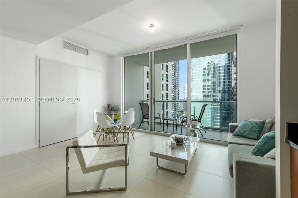 Met 1, 300 S Biscayne Blvd #T-2309, Miami, Florida 33131, image 2