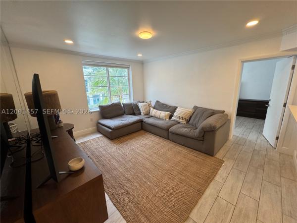 The Drake, 1460 Ocean Dr #305, Miami Beach, Florida 33139, image 2