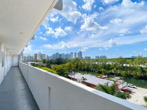 Coral Isle, 3703 NE 166th St #704, North Miami Beach, Florida 33160, image 3