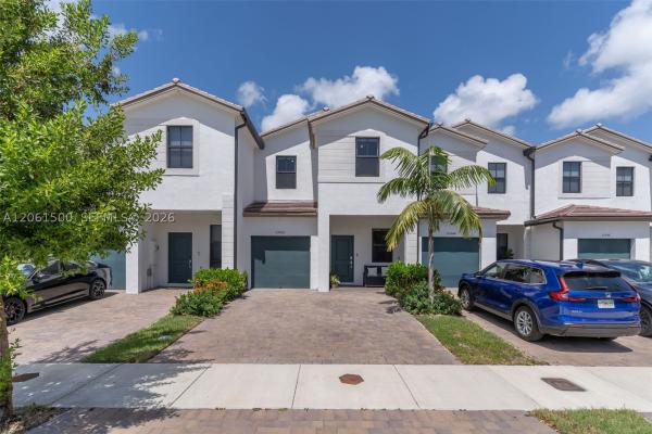 23052 SW 129th Pl, Unincorporated Dade County, Florida 33170, image 3