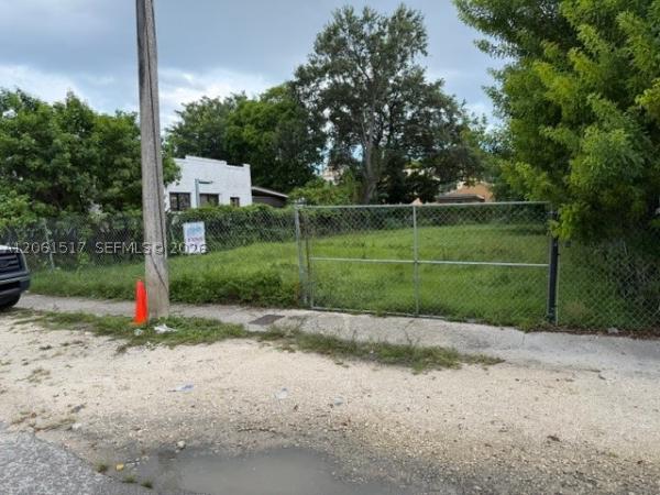 Santa Clara, 1036 NW 31st St, Miami, Florida 33127, image 3