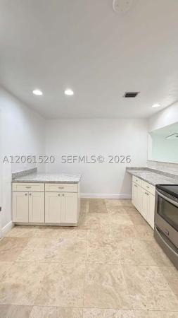 Glendale Lawns, 637 SW 1st St #N/A, Hallandale Beach, Florida 33009, image 3